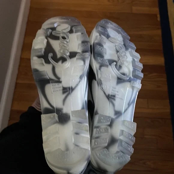 Authentic Coach Pixy Signature C logo Rain Boot - Picture 5 of 7